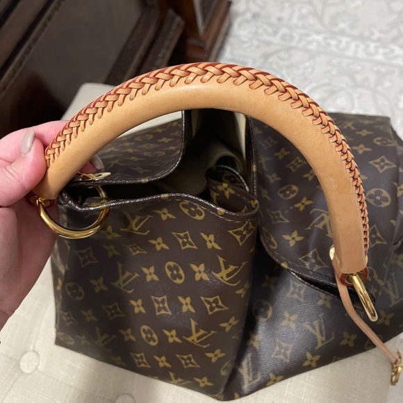 🚨SOLD🚨 - Picture 2 of 8